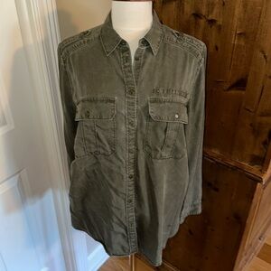 Express-Boyfriend Button Down